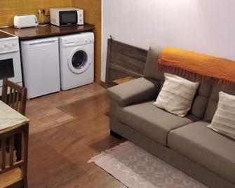 Holiday apartment Castielfabib for 2 - 4 persons with 1 bedroom - Farmhouse - Castielfabib - Sala de estar