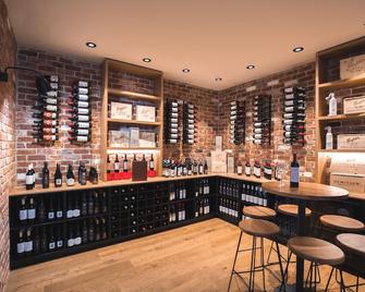 Barossa Weintal Hotel - טאנונדה - בר