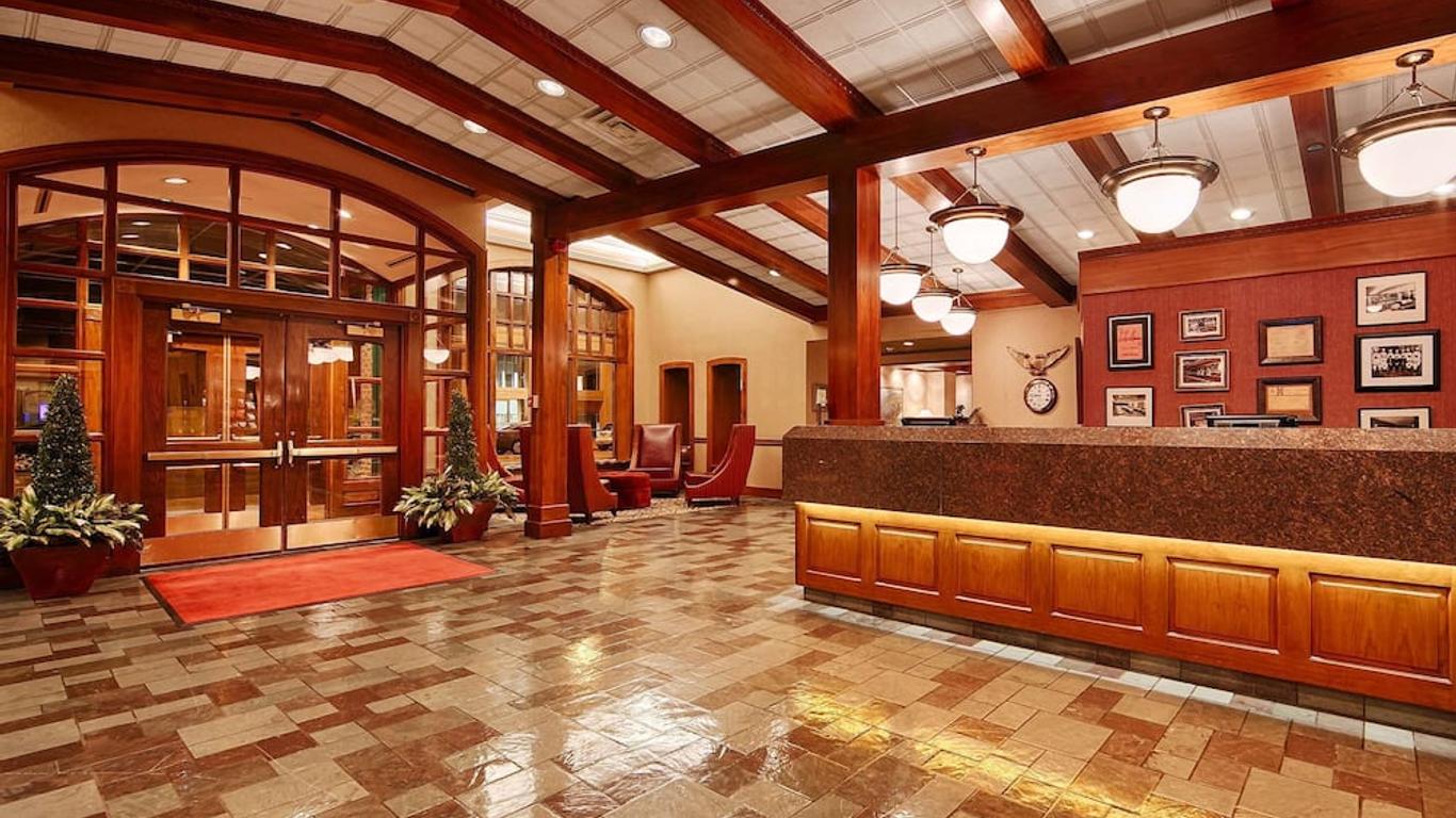 Best Western Plus The Normandy Inn & Suites