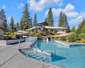 Lassen - Unit 3 - Sunriver - Piscina