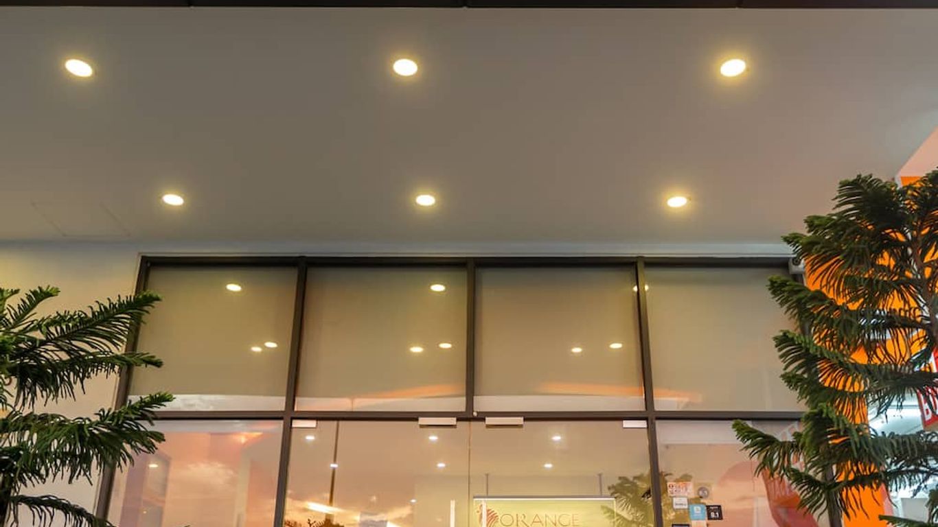 1 أورانج هوتل كلي آند كليا