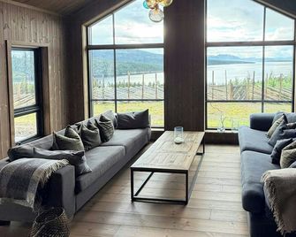 Cottage with panoramic views over Tunhovdfjorden - Vikersund - Stue