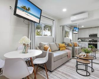 Modern ADU in Gardena – Perfect for Relaxing Stays - גרדנה