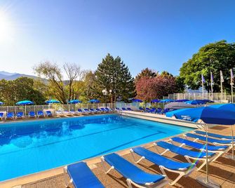 Village Club Les Hyvans - Chorges - Zwembad