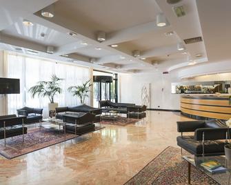 Astoria Suite Hotel - Rimini - Lobby