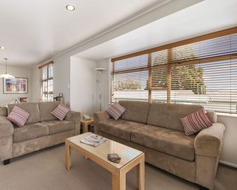 The Village Resort - Taupo - Salon