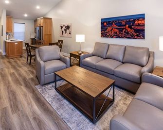 Cozy, new, sleeps 6! Best location close to canyons! - Cottonwood Heights - Sala de estar