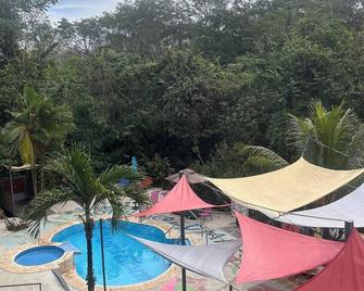 Hotel Ticozuma - Montezuma - Pool
