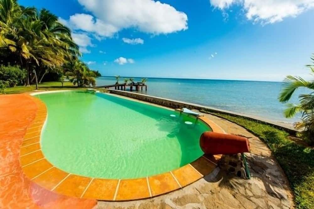 Vanivola Hotel - Ile Sainte-Marie - Zwembad
