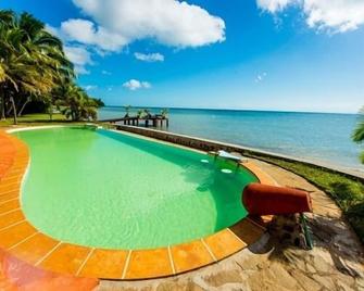 Vanivola Hotel - Sainte Marie - Pool