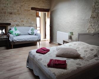 Les Chenets - Chenay - Habitación