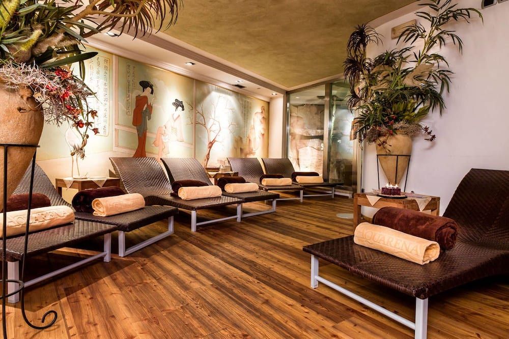 Leading Relax Hotel Maria - מואנה - טרקלין