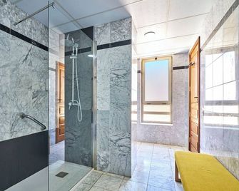 Hotel Torre Del Conde - סן סבסטיאן דה לה גומרה - חדר רחצה