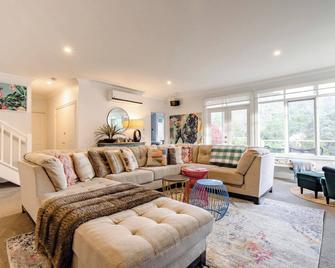 Lucille with a view - Warburton - Sala de estar