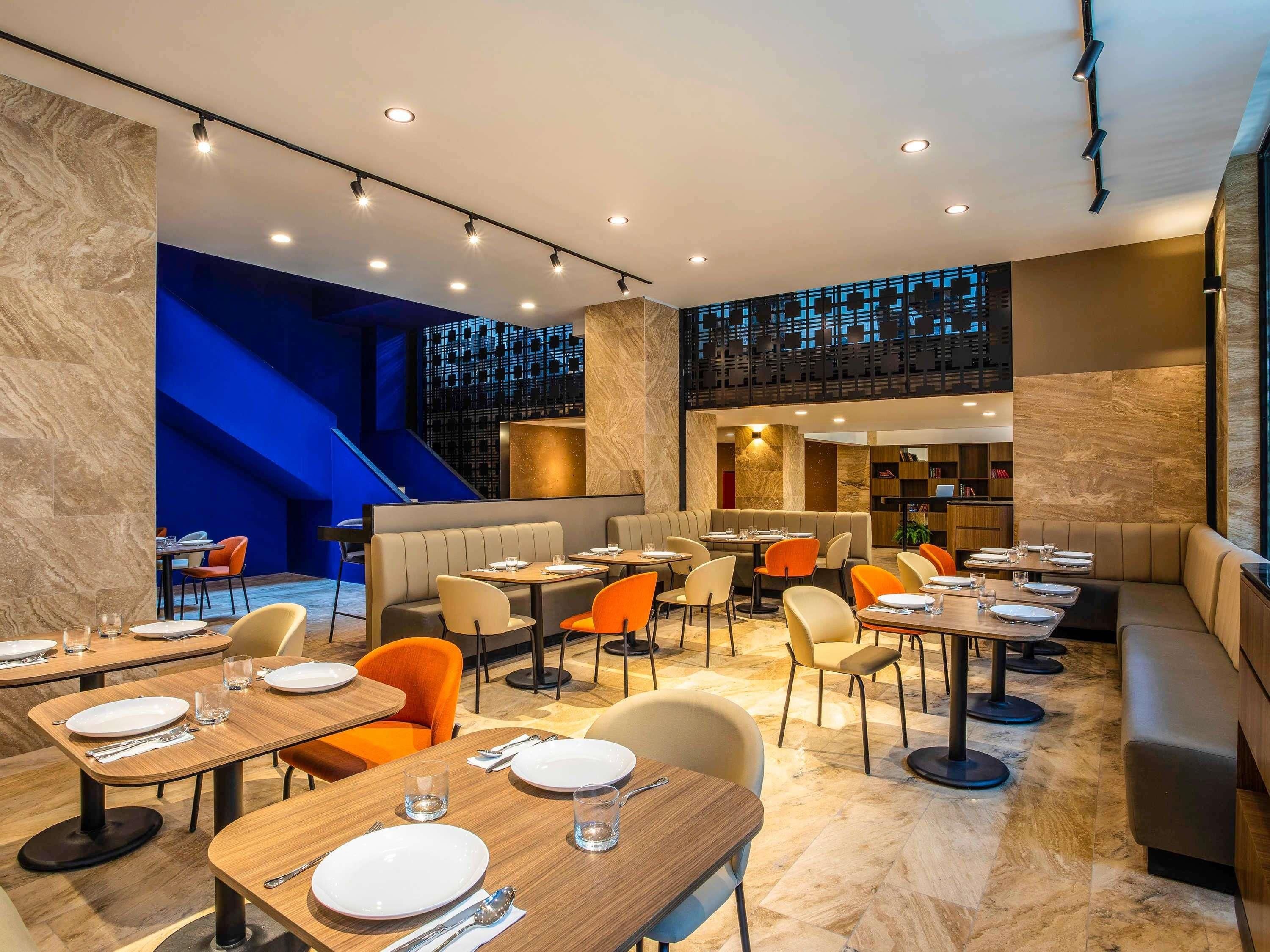 Novotel Mexico City Centro Historico thumbnail 3