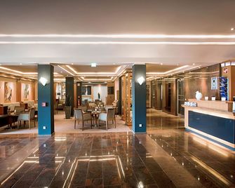 Parkhotel Berghölzchen - Hildesheim - Vestíbul