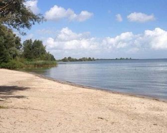 Enkhuizer Strand Chalet Strandjuwel Erste Reihe Hausnr 205 - Enkhuizen - Пляж
