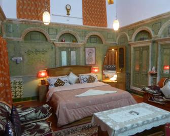 Tanisha Heritage Haweli - Bikaner - Bedroom