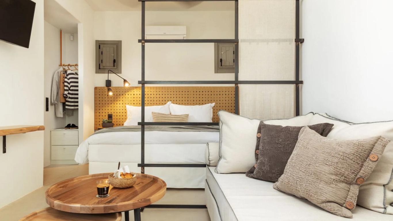 Chora Kythnos Suites