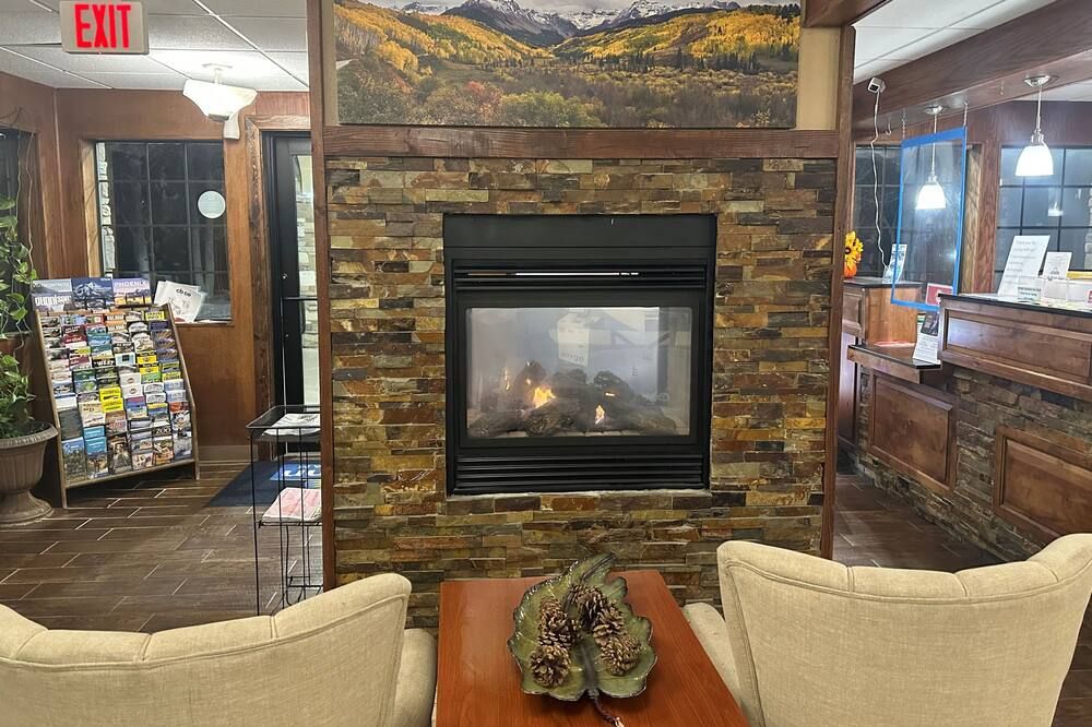 Days Inn & Suites by Wyndham Gunnison - Gunnison - Receptie
