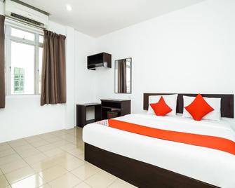 Hotel Star Inn - Teluk Intan - Habitación