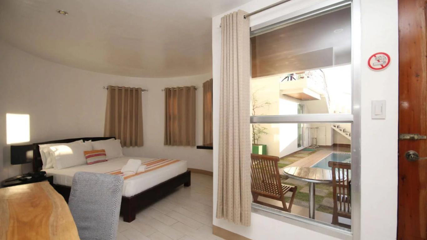 Bluewaves Westcliff Villa