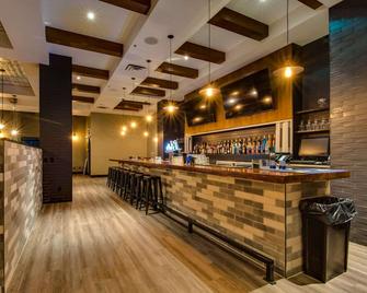 Peavine Inn And Suites High Prairie - High Prairie - Bar