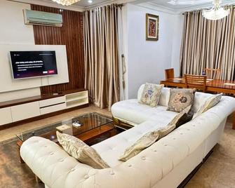 Lake 47 Suites - Abuja - Living room