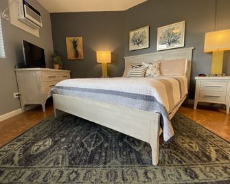 Perfect for families and couples - Maui Sunset A-203 - Kīhei - Bedroom