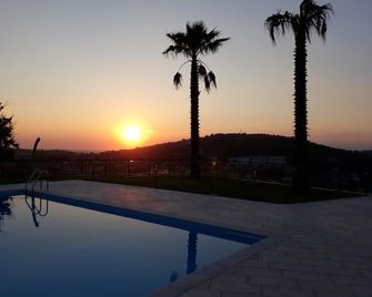 Country House Marj & Jo Resort - Agropoli - Vista esterna