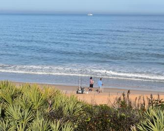 Flagler Beach Motel And Vacation Rentals - Flagler Beach - Beach