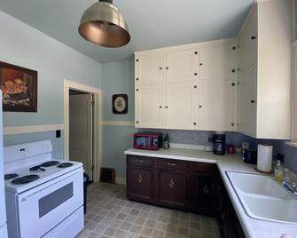1930 Bungalow near downtown Weiser - Weiser - Cocina