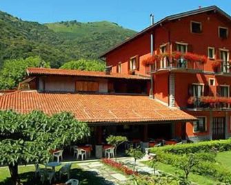 La Griglia Hotel - Argegno - Budova