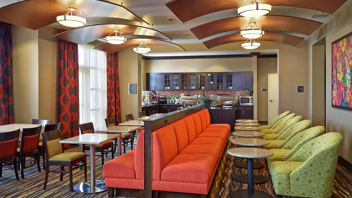 Homewood Suites by Hilton Calgary-Airport