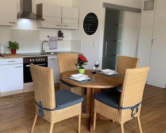 Ferienwohnung Drachennest mit Sonnenterrasse - Feldkirch - Küche
