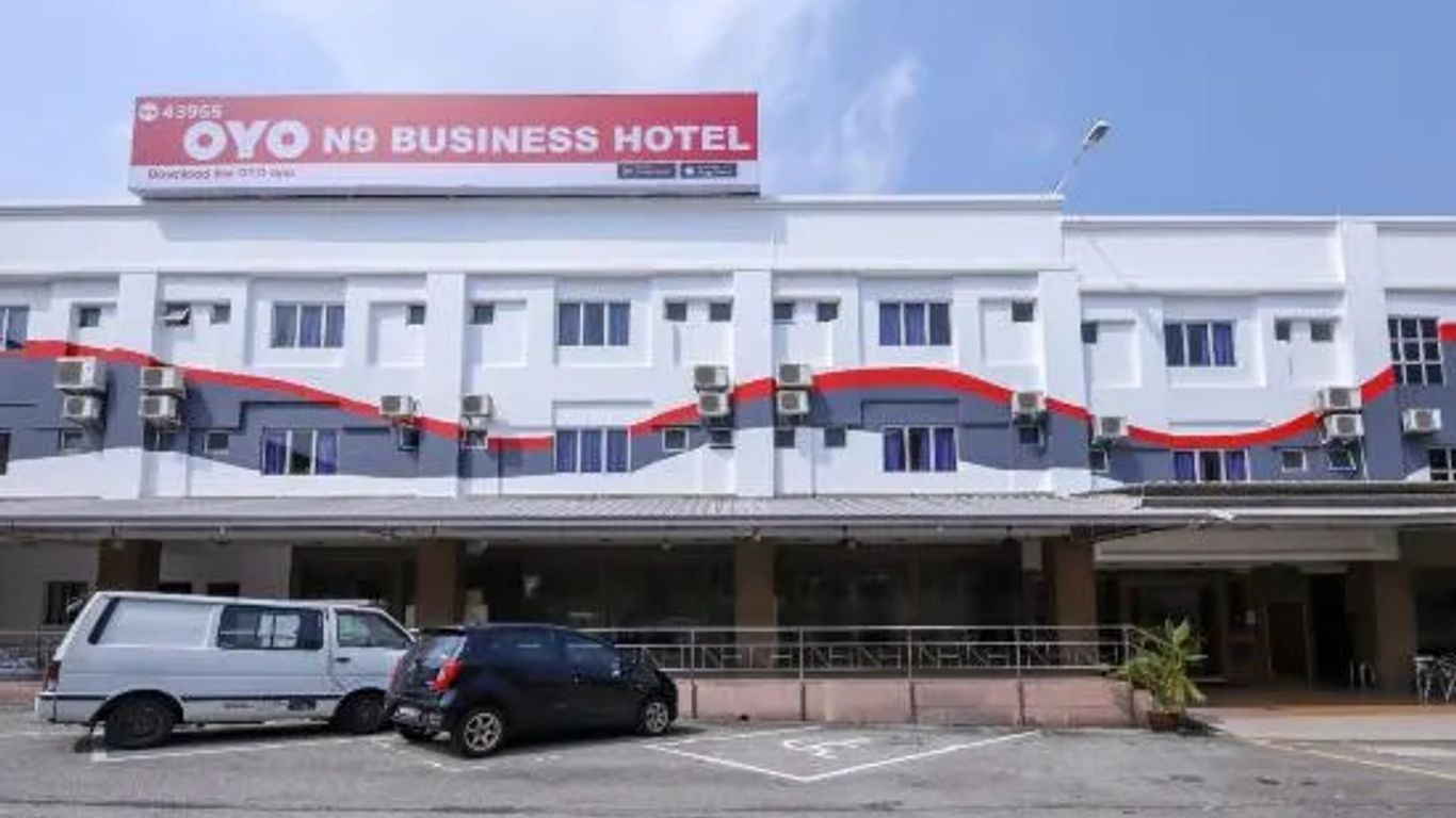 N9 Business Hotel