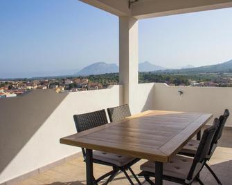 Residenze Branca II Seaview - Orosei - Balcón