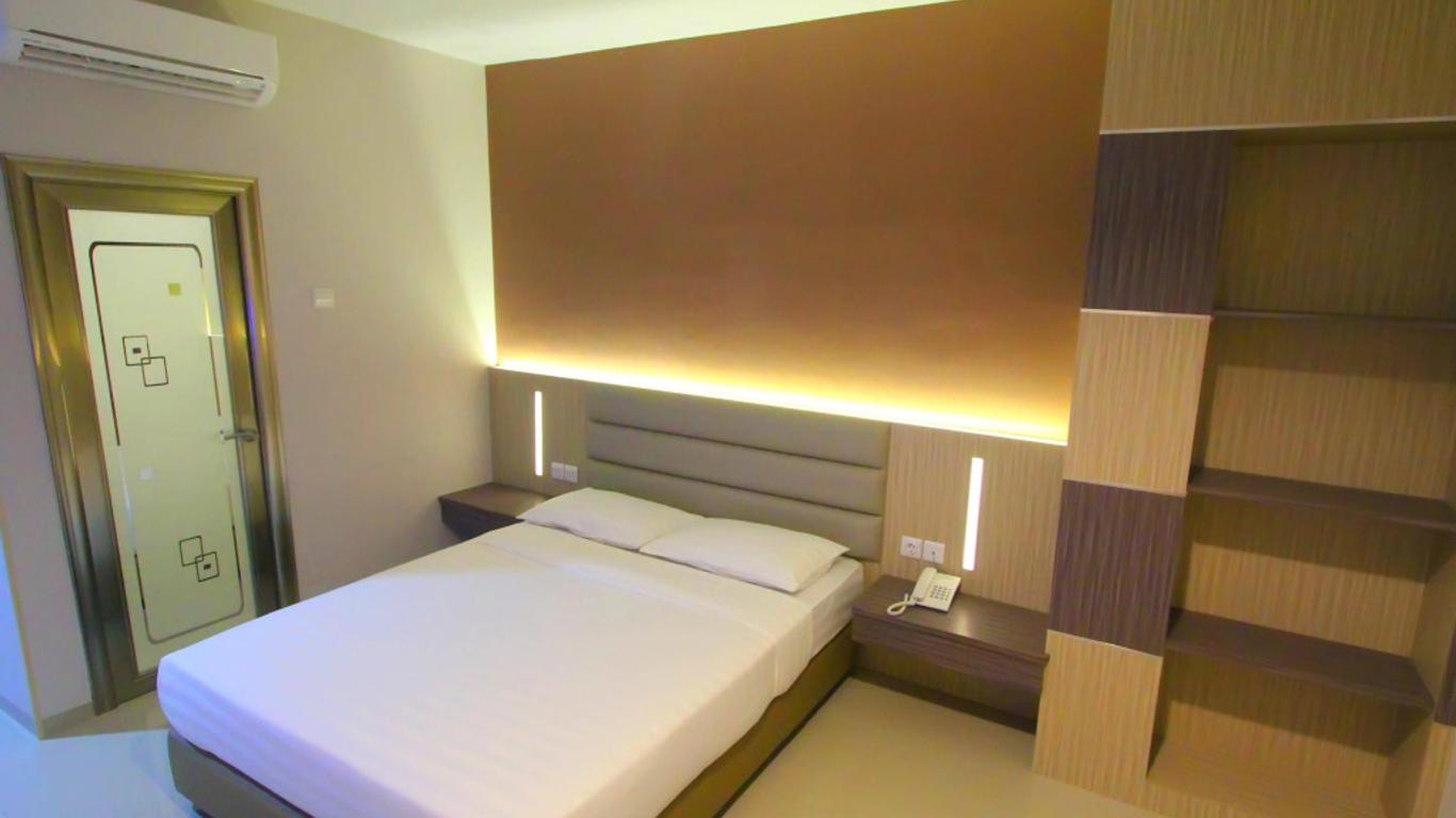 Lovina Inn Hotel Batam