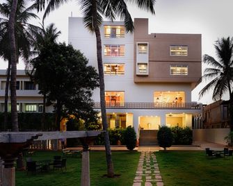 Hotel Priyadarshini Classic - Hosapete - Gebouw