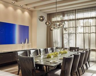 هوتل فيرات إن - Gaya - غرفة طعام