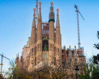 Sant Jordi Hostels Rock Palace - Barcelona