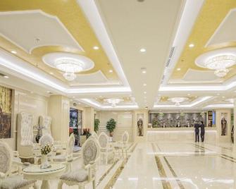Vienna Hotel Guiyang Jiaxiulou Jichang Road - Гуйян - Банкетний зал