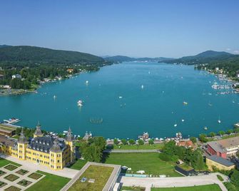 Hotel Villa Flora - Velden - Außenansicht