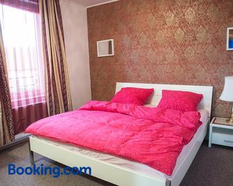 Schönes Zimmer in Celle - Celle - Κρεβατοκάμαρα