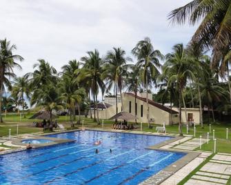 Fiesta Resort - Surigao - Pool