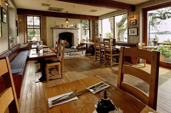 Karma Lake of Menteith - Stirling - Bar