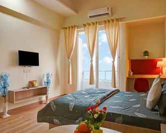 Asian Suits By Iah - Ghāziābād - Bedroom