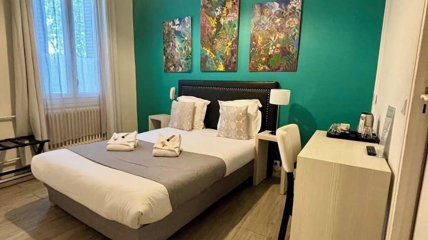 Regina Boutique Hotel