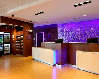 Fairfield Inn & Suites by Marriott Omaha Papillion - Papillion - Front desk