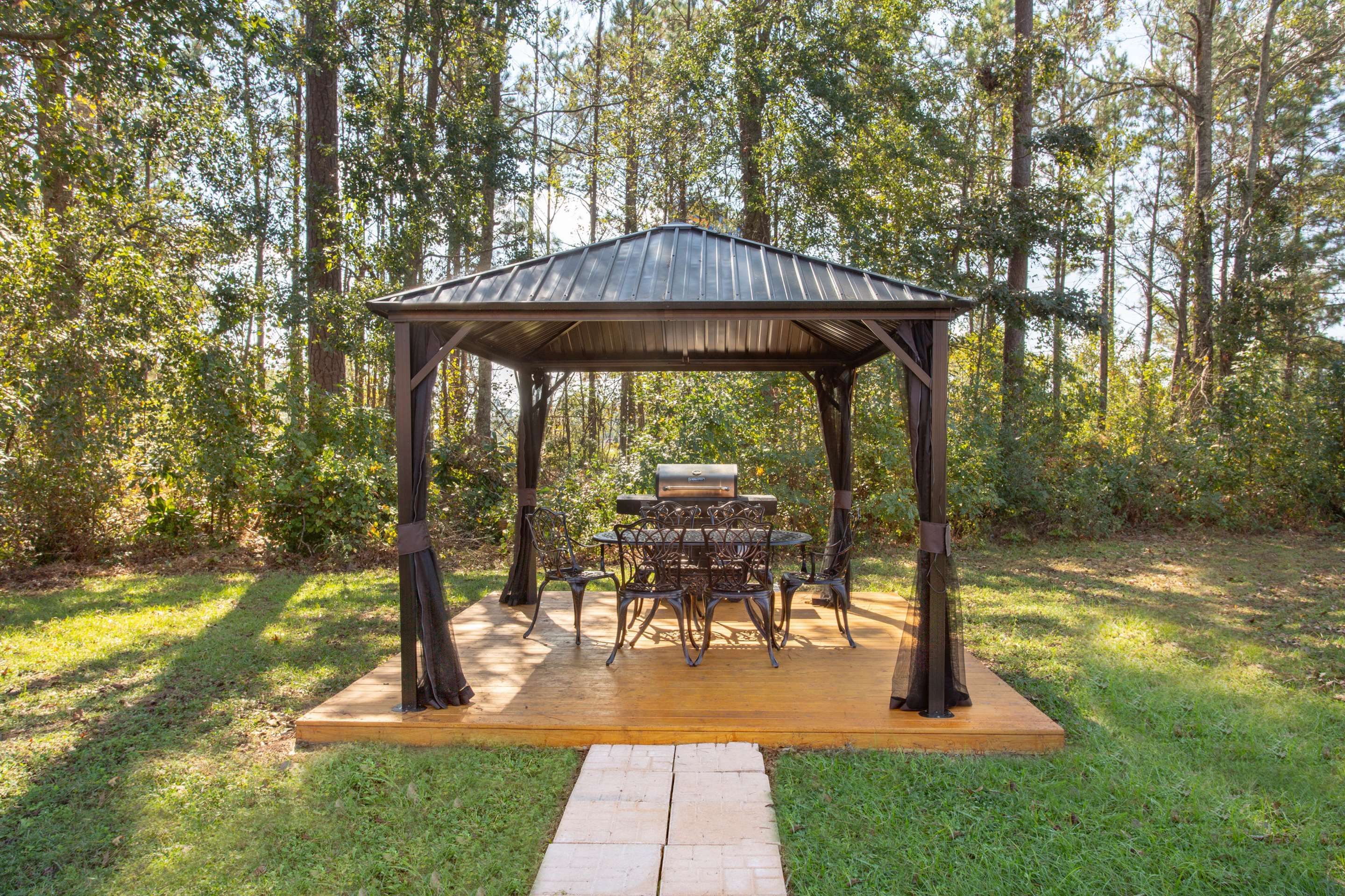 Baymont by Wyndham Midway/Tallahassee - מידווי - פטיו